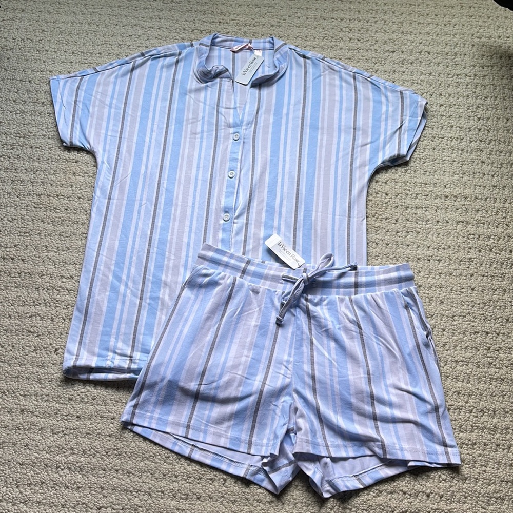 La Vie en Rose NWT Super Soft Pyjama Set Shorts & Top Size MEDIUM NEW - Picture 3 of 16